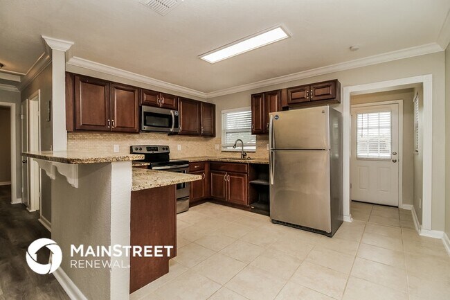 Foto del edificio - 701 Palm Springs Dr