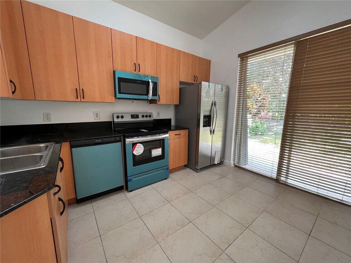 Foto principal - 2315 NE 37th Rd