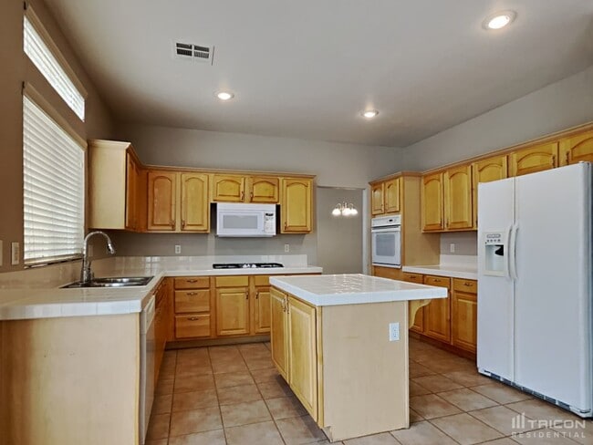 Building Photo - 7224 Rustic Meadow St