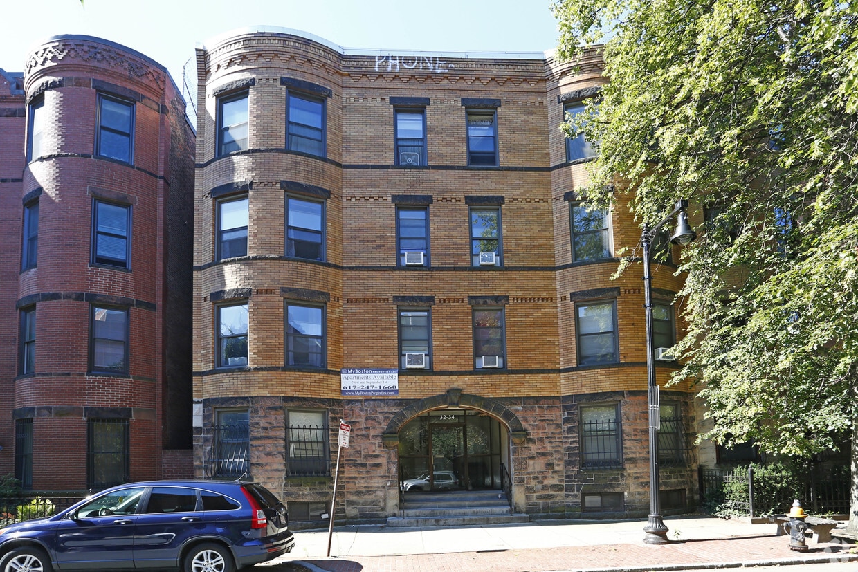 Building Photo - 32 Symphony Rd