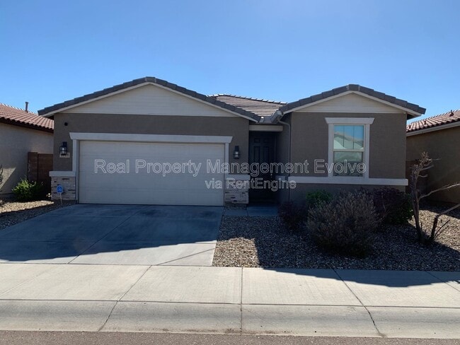 Foto del edificio - 8721 W MacKenzie Dr