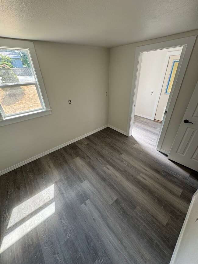Bedroom 1 - 202 N Keller Ave