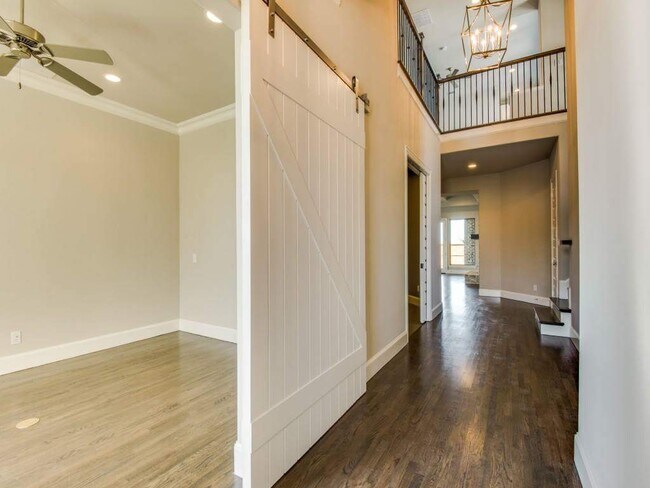 Foto del edificio - 1107 Sarah St