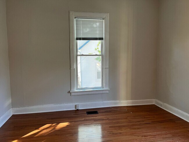 Foto del edificio - Beautiful Apartment Near Downtown Delaware