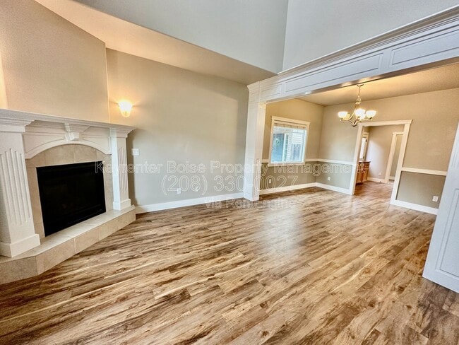 Foto del edificio - 2225 S Dorothy Ave