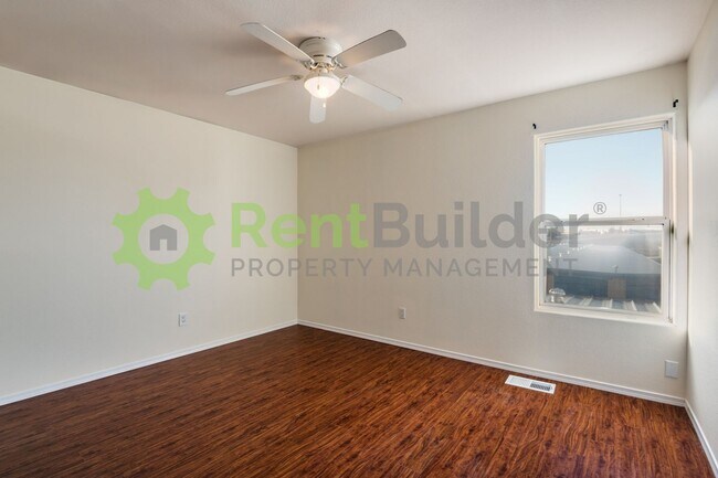 Foto del edificio - CALL US TODAY AT (505) 808-6467 TO SCHEDUL...