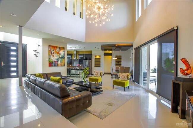 Foto del edificio - 23 Mockingbird St