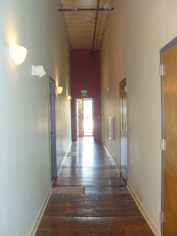 Building Photo - 300 South St