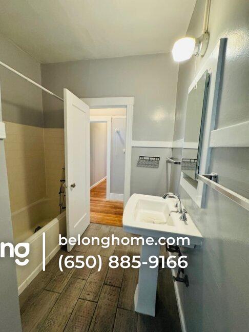 Building Photo - 2366 Virginia St