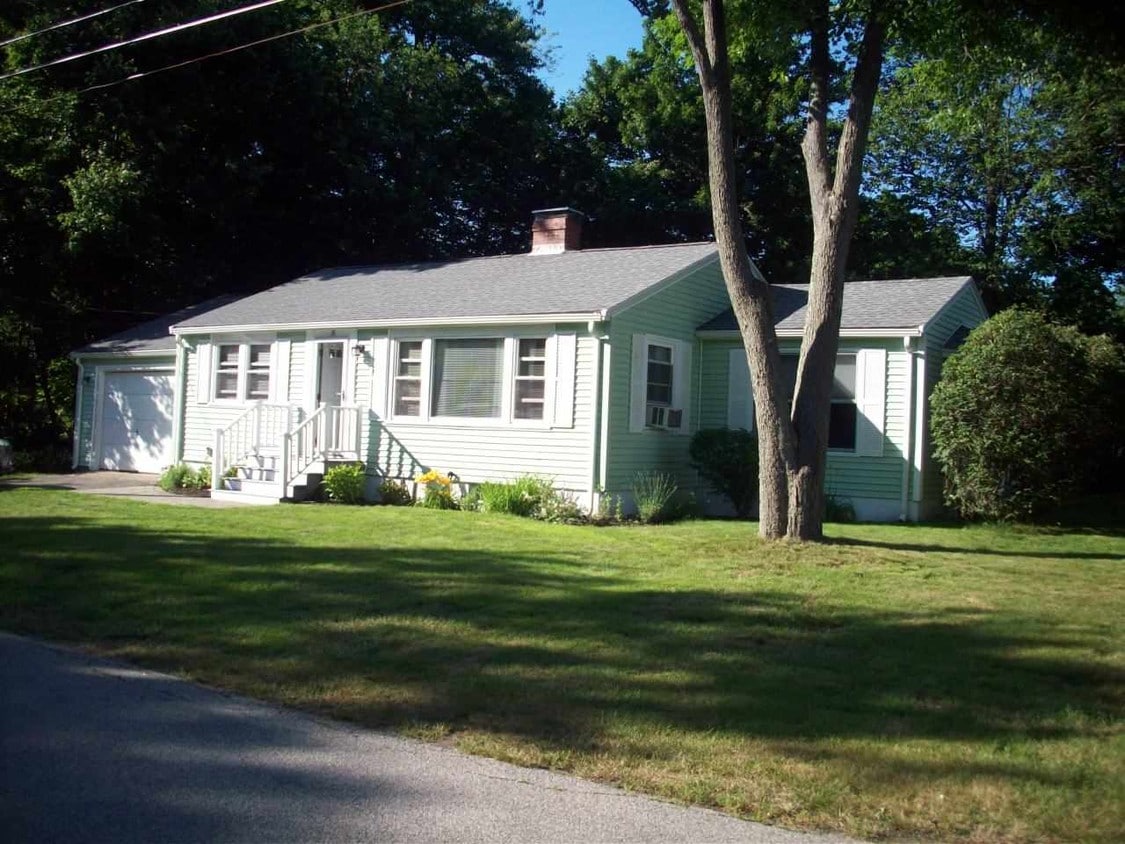 18 Richard Rd, Rye, NH 03870 House for Rent in Rye, NH
