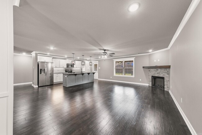 Building Photo - 15 Cimarron Cir