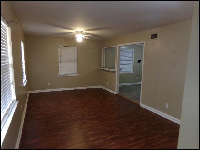 Foto del edificio - 13 Point O Woods Dr