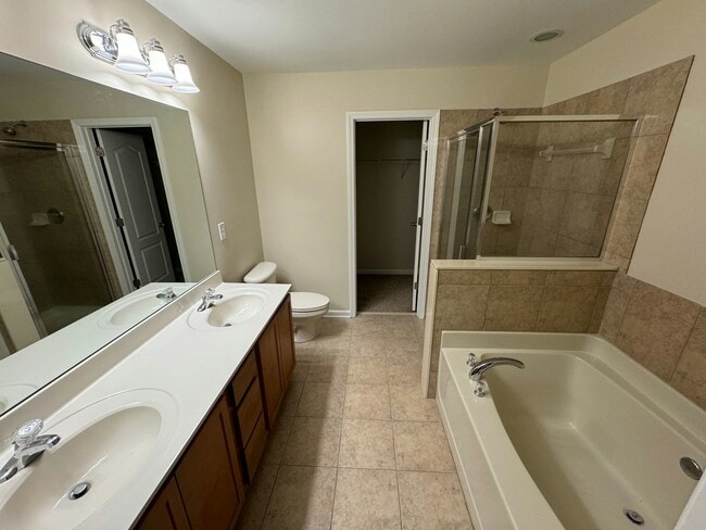 Photo - 506 Hillside Trail Townhome