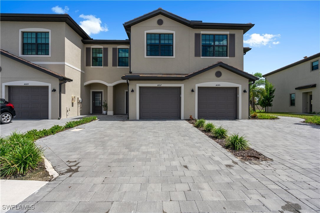 Foto principal - 14287 Pine Lodge Ln