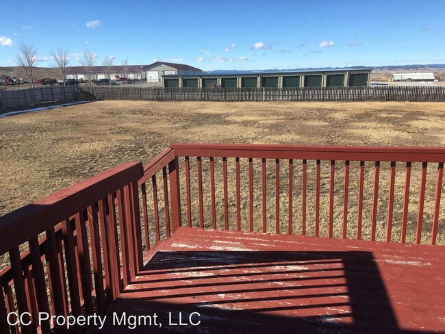 Building Photo - 22765 Pickarts Ln