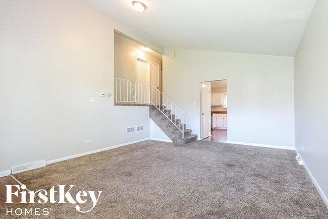 Building Photo - 309 Judson St
