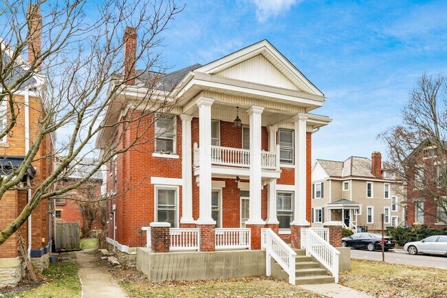 Building Photo - 61 Sherman Ave