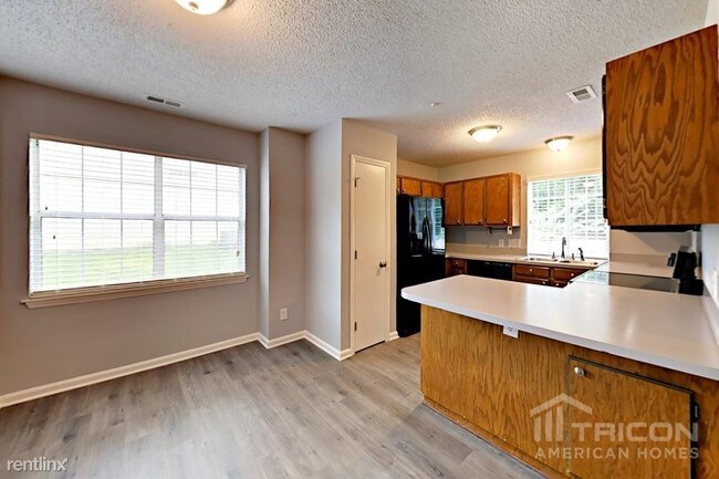 Foto del edificio - 2700 Stowmarket Pl