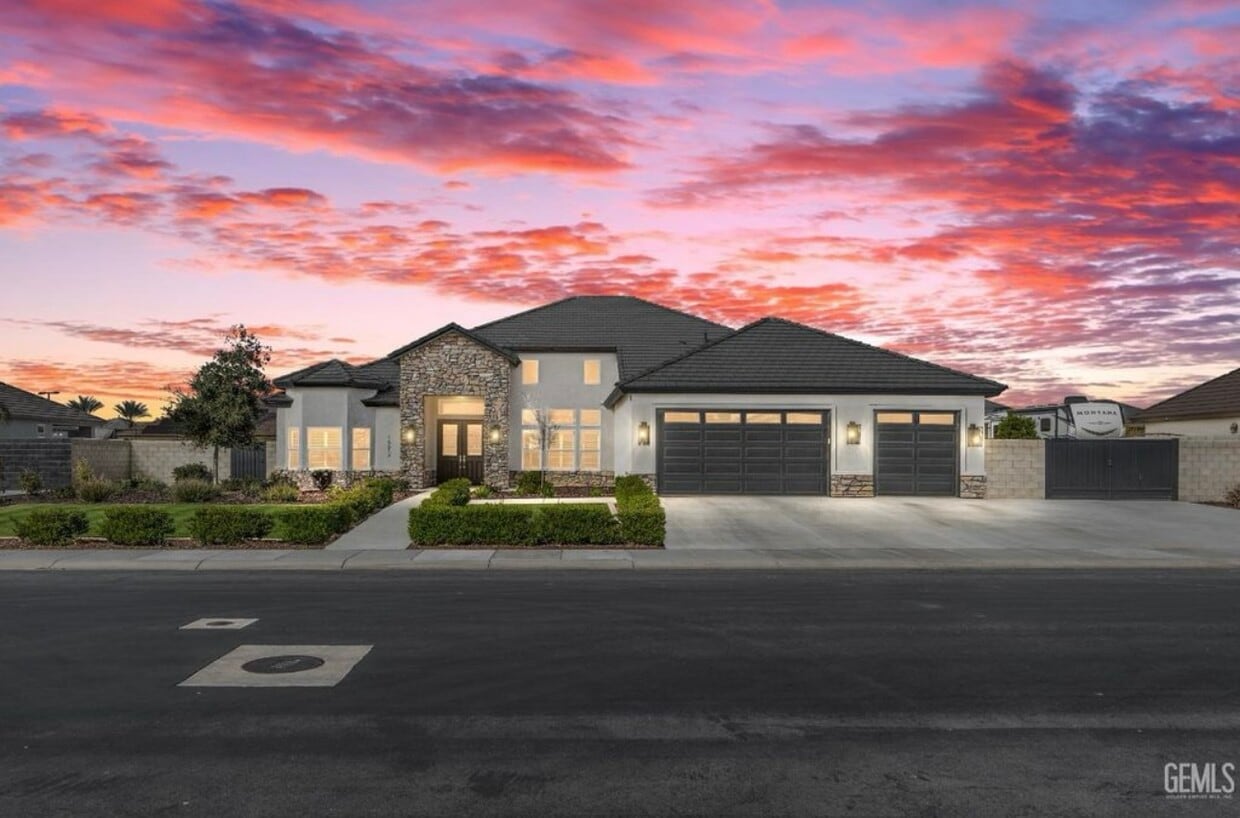Primary Photo - 16612 Bellewood Pl