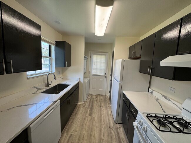 Foto del edificio - 458 N Lake Shore Dr