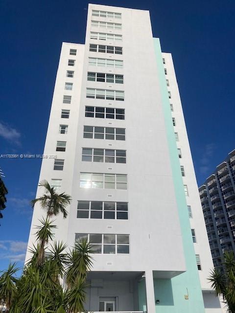 Primary Photo - 1250 West Ave