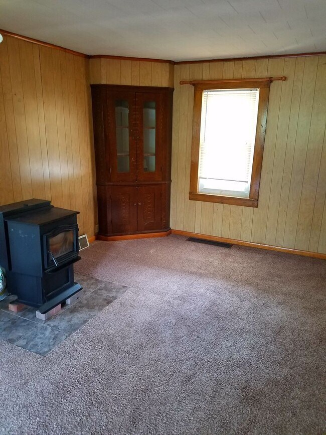 Foto del edificio - Spacious 3 Bedroom Bellefonte house availa...