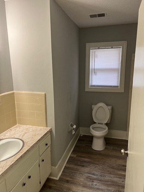 Building Photo - 320 Kingston Ave