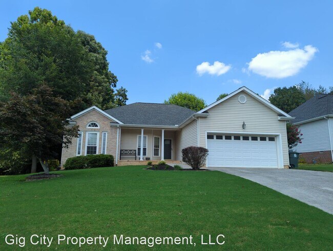 Building Photo - 3 br, 2 bath House - 8597 Flowerdale Dr