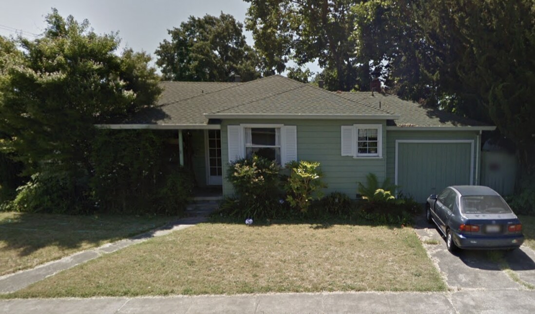 Foto principal - 3254 Magowan Dr