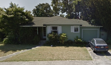 Building Photo - 3254 Magowan Dr
