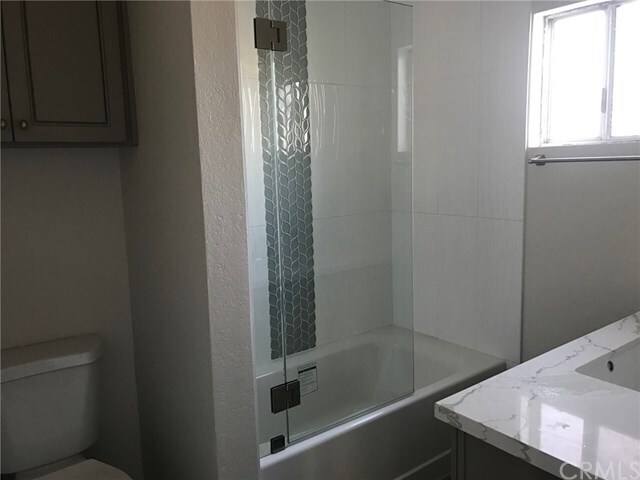 Foto del edificio - 231 Elmira Ave