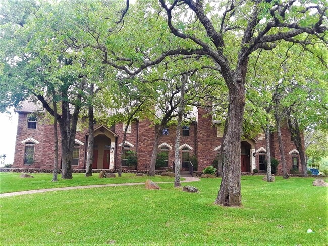 Building Photo - 1800 County Road 4817