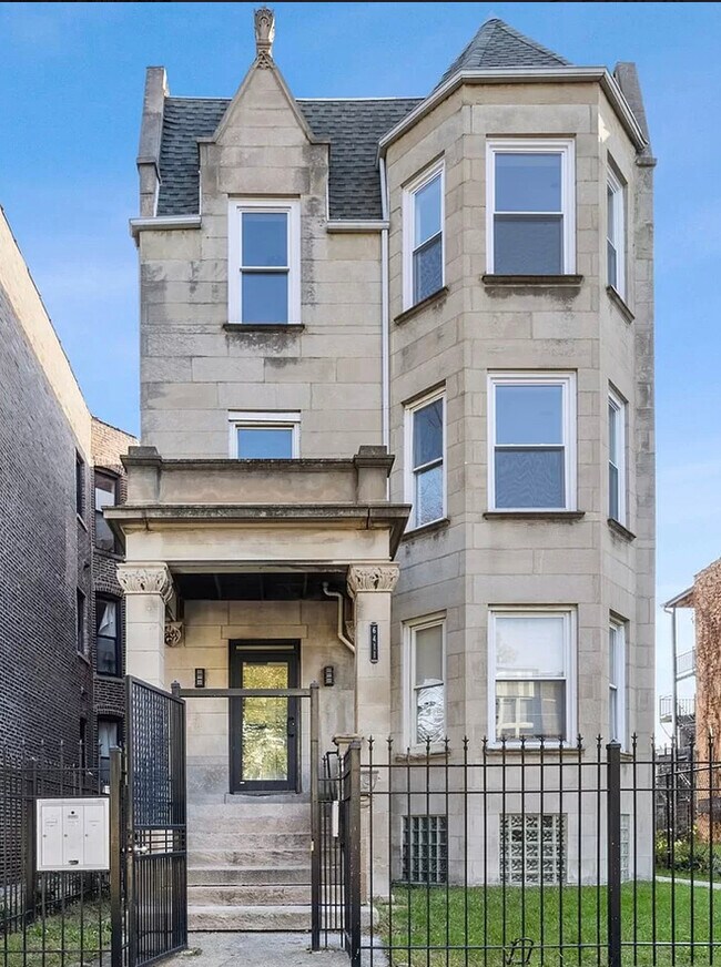 Building Photo - 6411 S Maryland Ave
