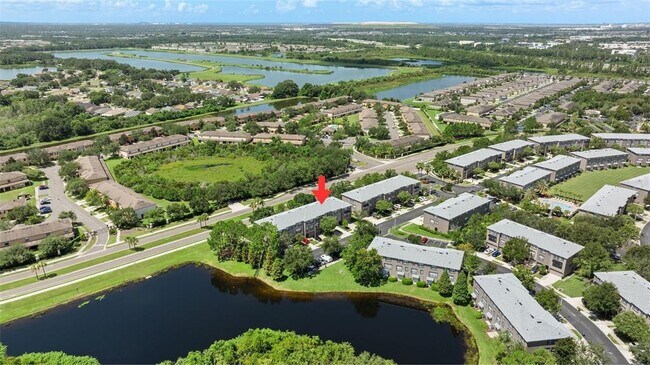 Foto del edificio - 2412 Middleton Grove Dr