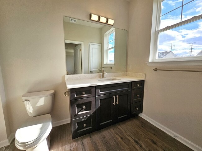 Building Photo - Brand new luxury flats