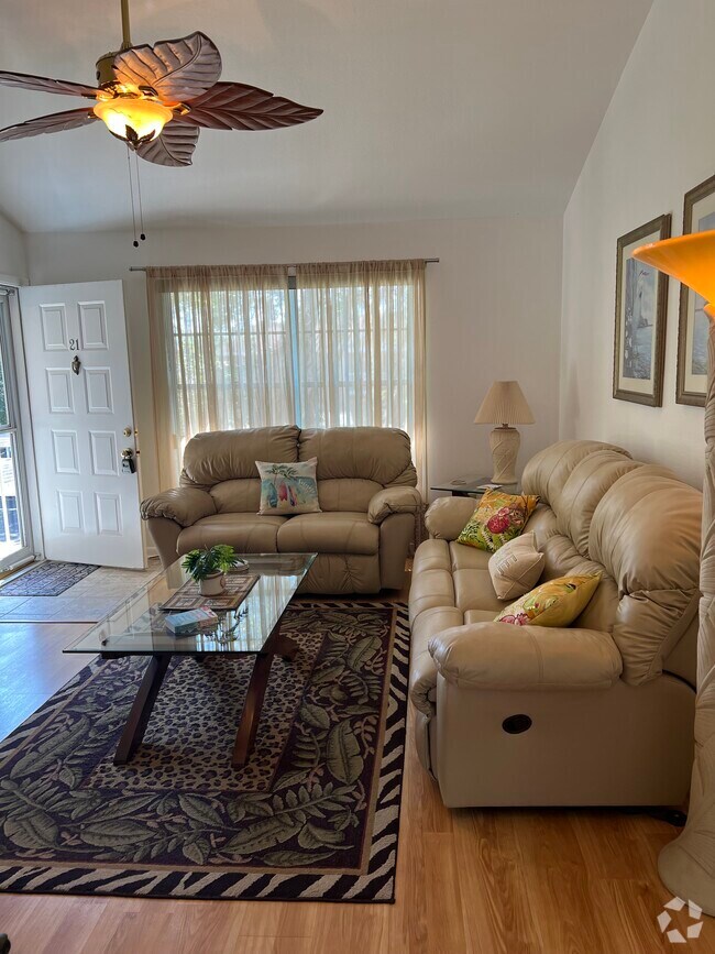 The Meadows Apartments under 3,000 New Port Richey, FL 3 Rentals