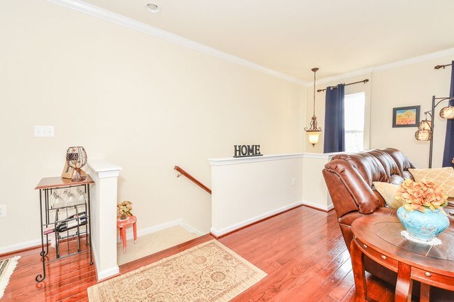 Building Photo - Bristow Townhome For Rent