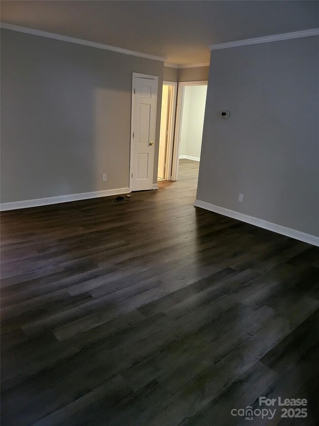 Building Photo - 600 Montgomery Ave