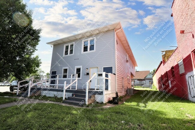Building Photo - 2438 E Washington St