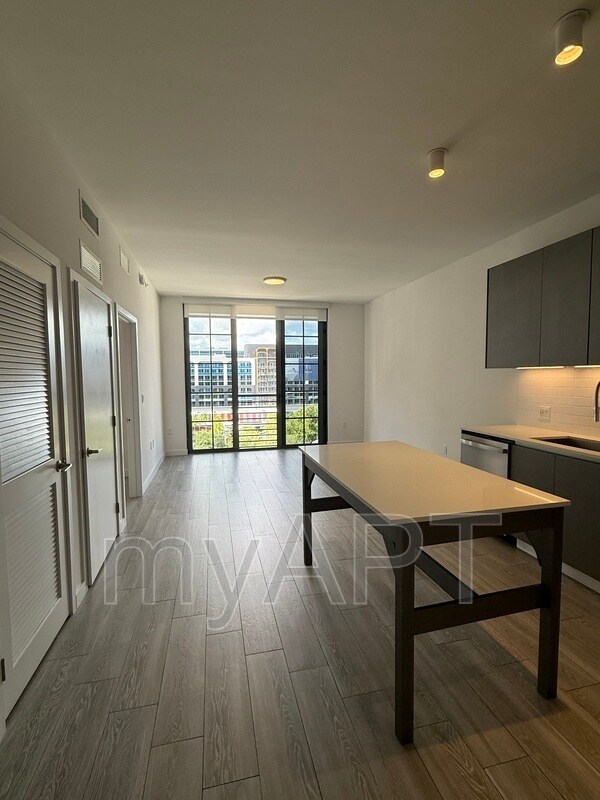 Foto del edificio - 2508 NW 2nd Ave