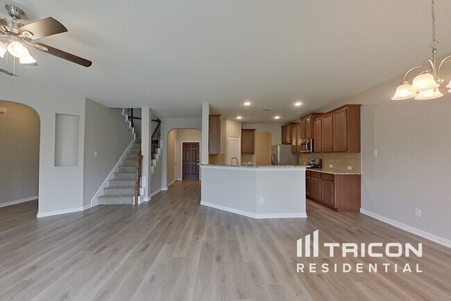 Foto del edificio - 8757 Royalwood Dr