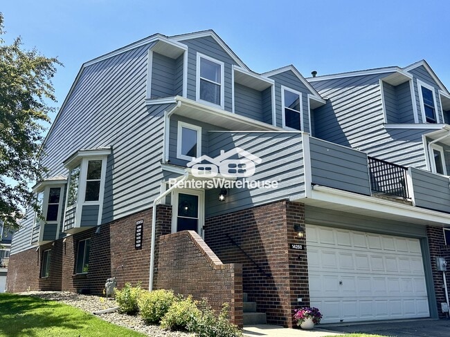 Building Photo - 14288 Estates Ave