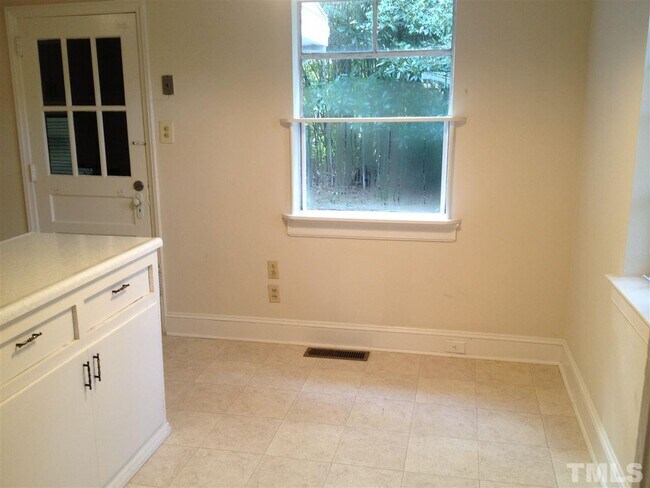 Foto del edificio - 2829 Mayview Rd