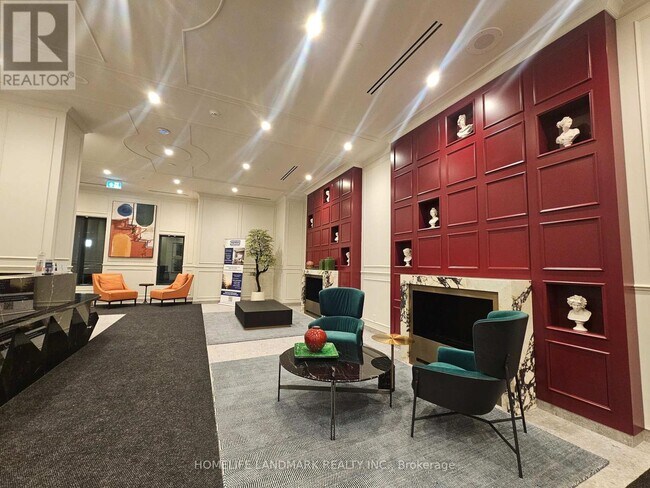 Building Photo - 180 Front St E