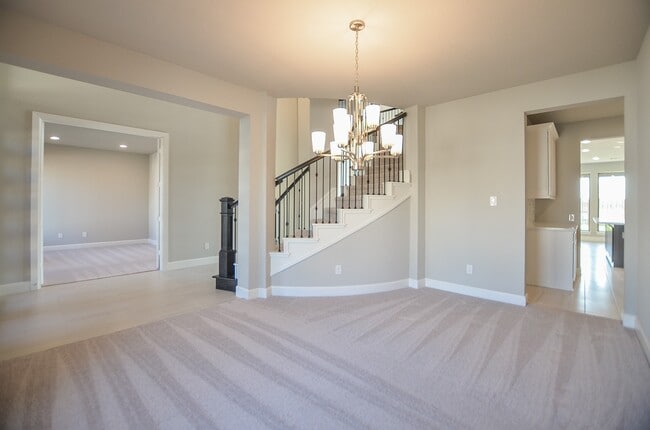 Building Photo - 7610 Blue Finch Ln