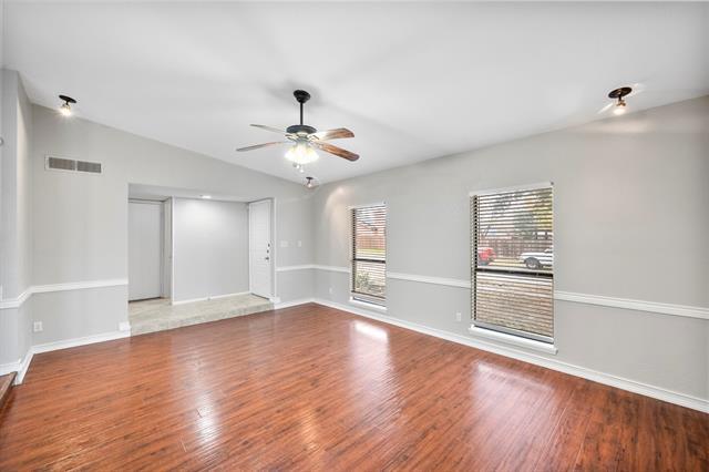 Building Photo - 5212 Kemp Dr