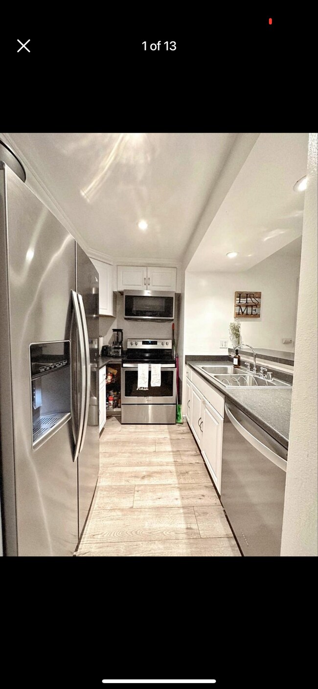 15425 Sherman Way Unit 331, Van Nuys, CA 91406 Condo for Rent in Van Nuys, CA