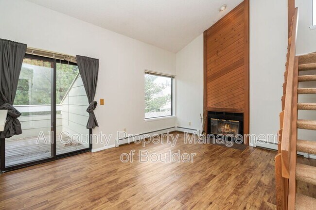 Foto del edificio - 7933 Countryside Dr