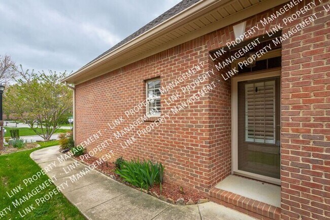 Foto del edificio - Coming Soon!  Almost 1800 sf Townhome in Hixson