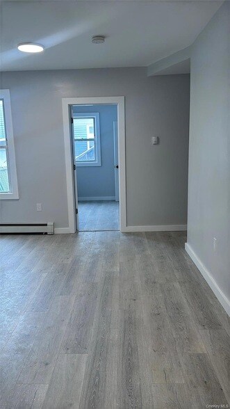 Foto del edificio - 85-27 102nd St